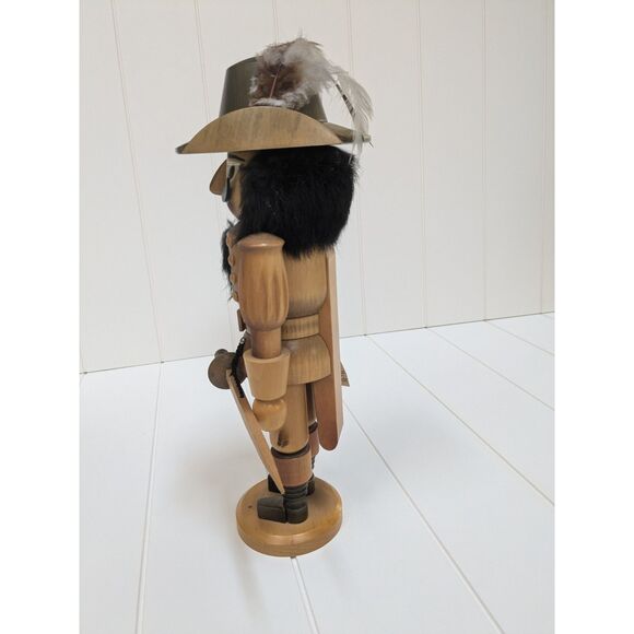 Christian Ulbricht Musketeer Nutcracker - Natural - Made in Germany - Picture 2 of 10